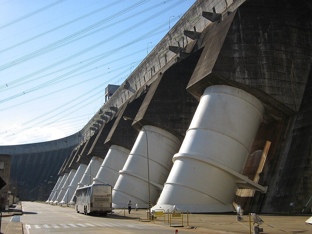 Pembangkit Listrik Tenaga Air Itaipú
