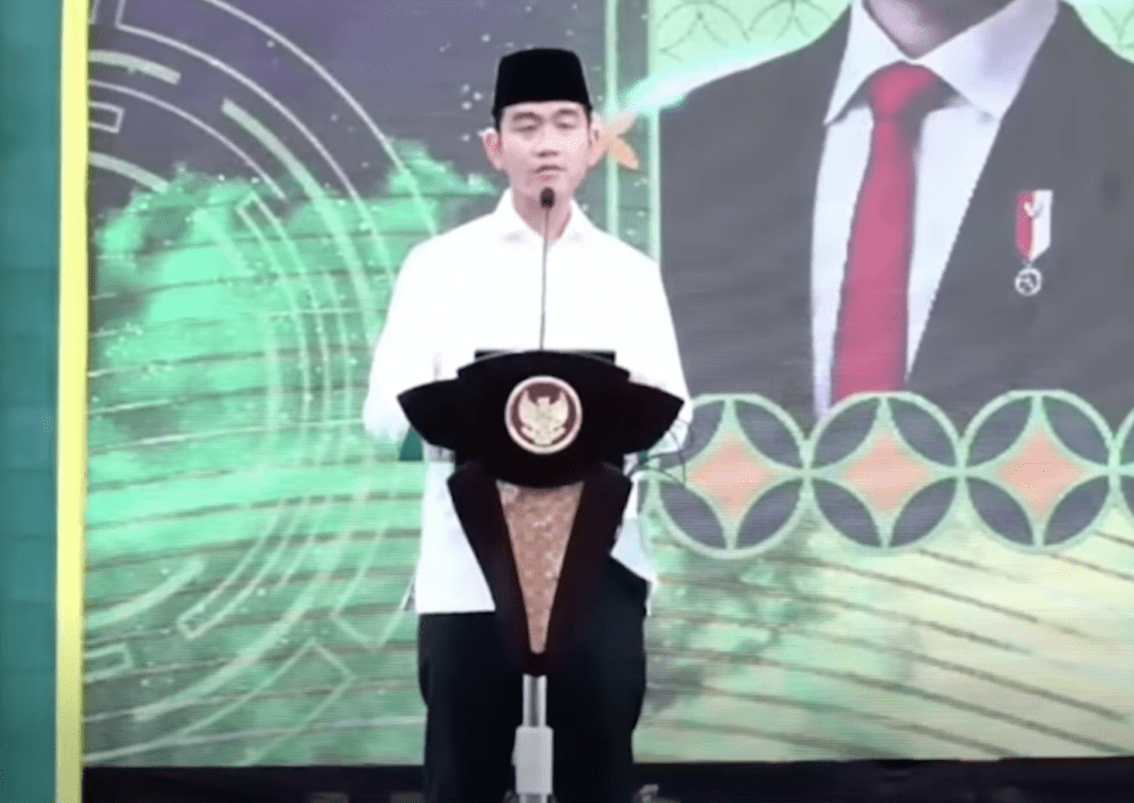 Gibran: Santri Harus Melek Teknologi, Bukan Sekadar Ngaji